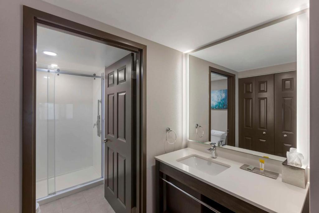 Executive Residency by Best Western Toronto-Mississauga photo 3