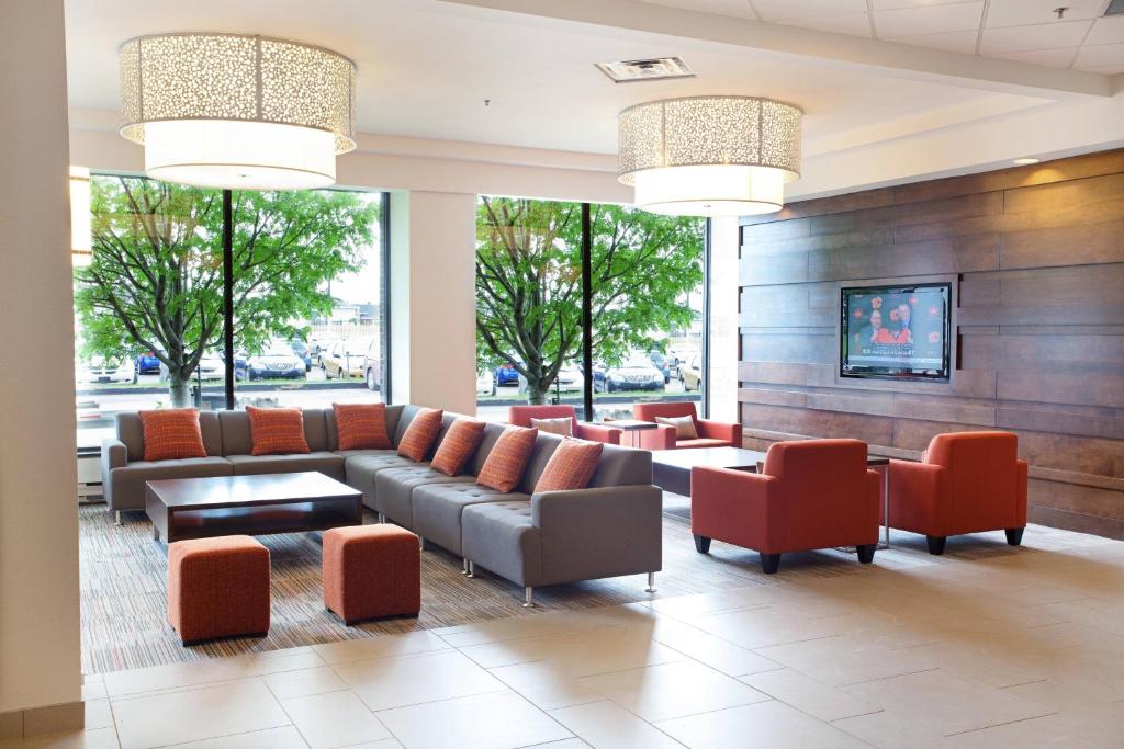 Delta Hotels by Marriott Saguenay Conference Centre — photo 1