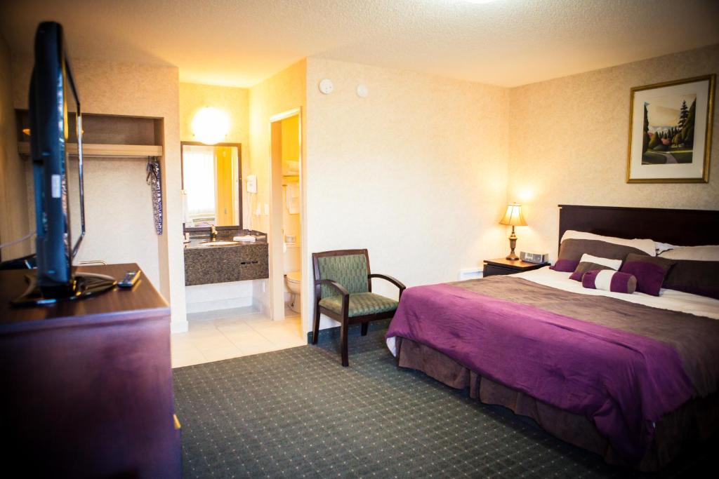 Langley Hwy Hotel photo 2