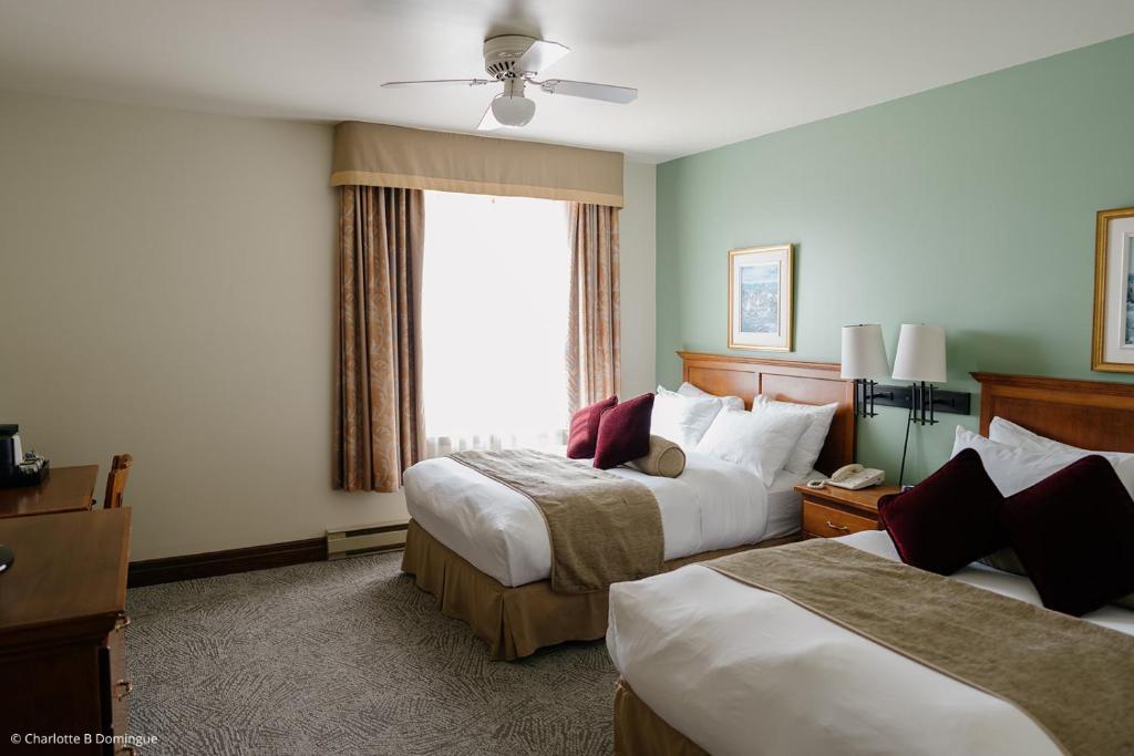 Hotel Tadoussac photo 2