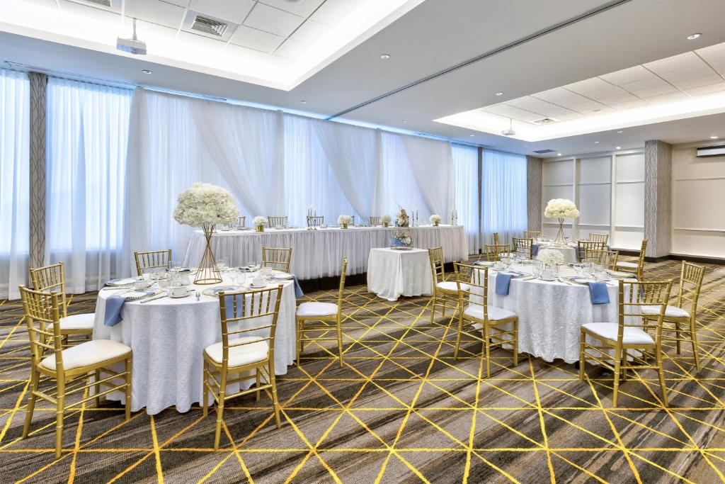 Holiday Inn St John's Conference Centre by IHG photo 3
