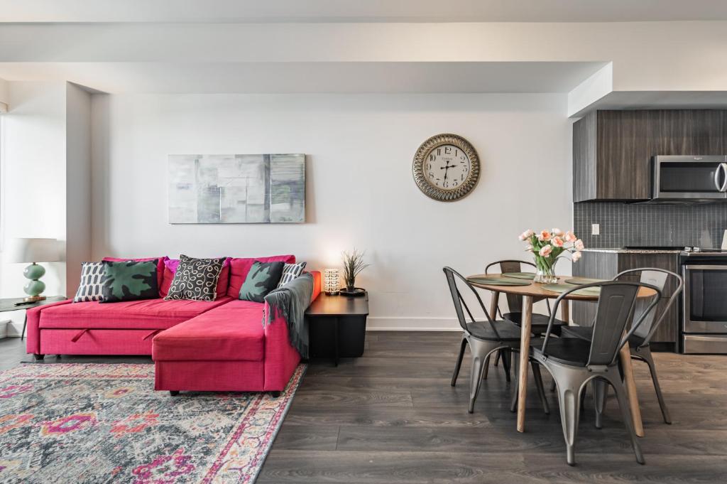 Booking.com: Hotels in Toronto. Book your hotel now!