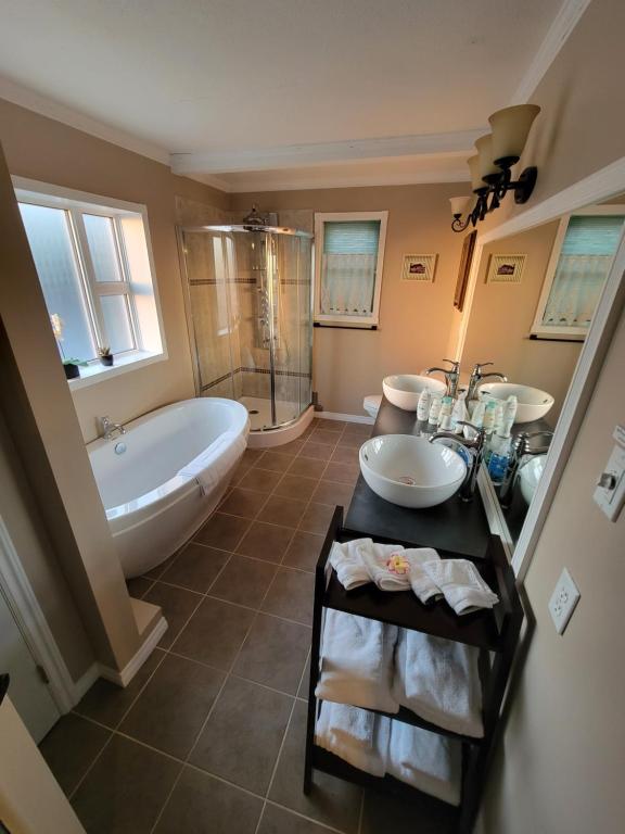 Bluejay Suites B&B photo 3