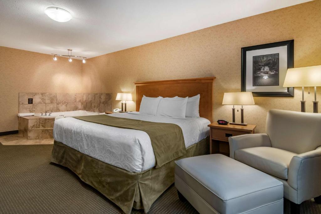 Best Western Sicamous Inn photo 2