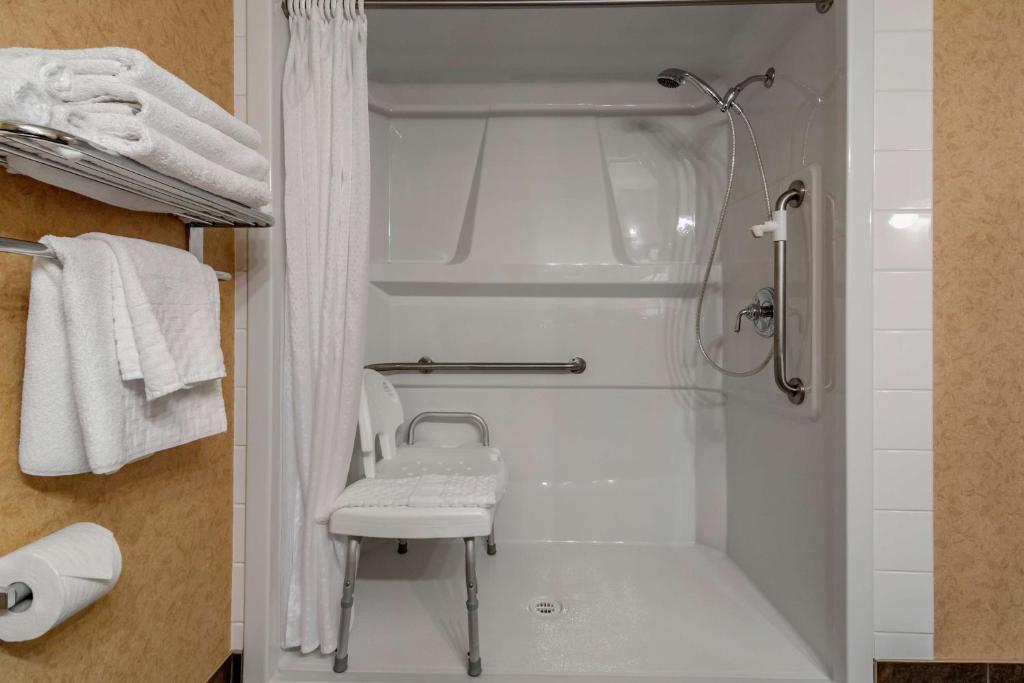 Best Western Sicamous Inn photo 3