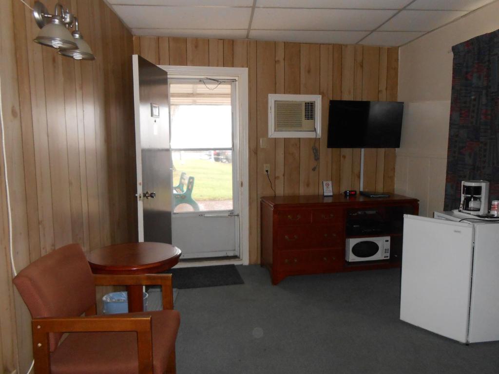 Aquarius Motel photo 3