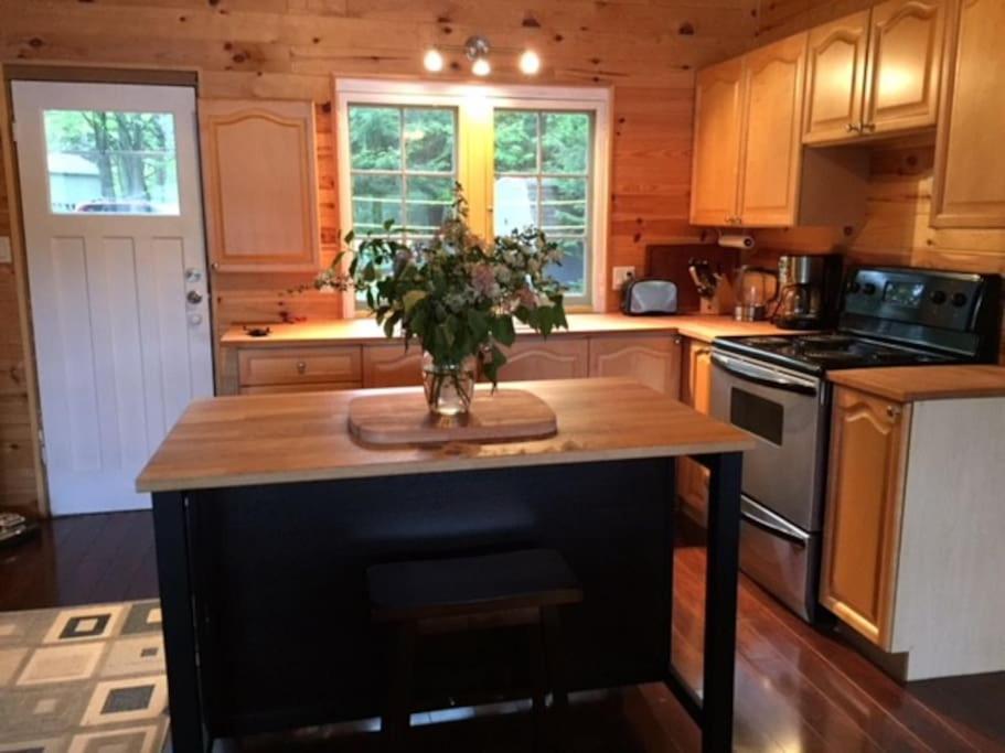 Booking.com: Hotels in Algonquin Highlands. Book your hotel now! photo 3