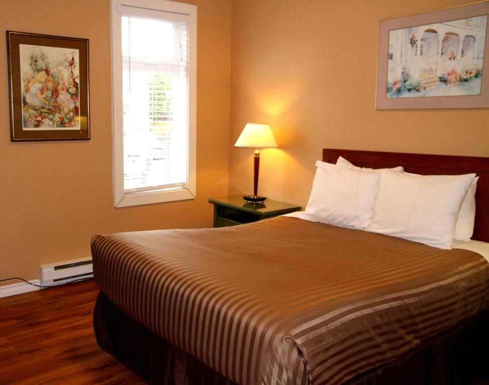 Hotel Squamish photo 2