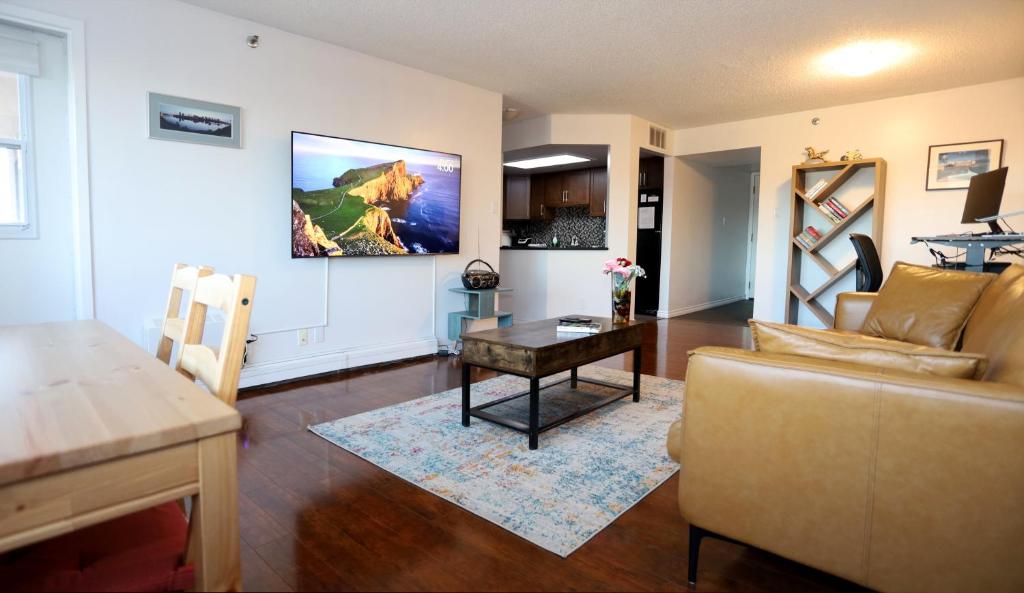 Cambridge 2 BR king gym Near Uni RUH City H — photo 1