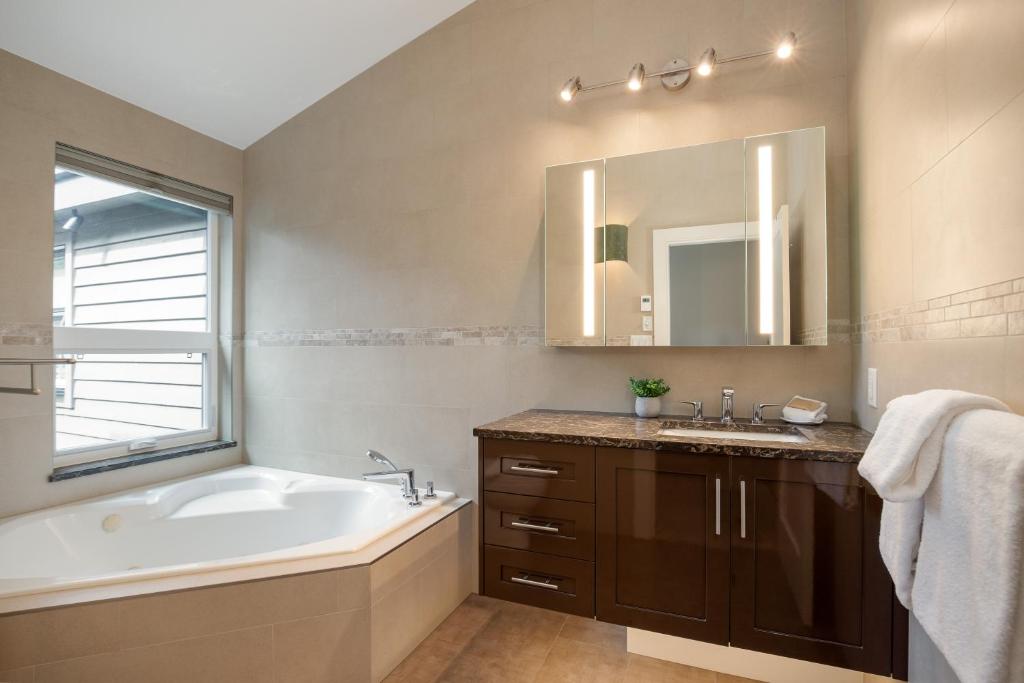 3BR in Snowgoose photo 3