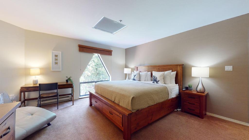 2BR in Ironwood photo 2