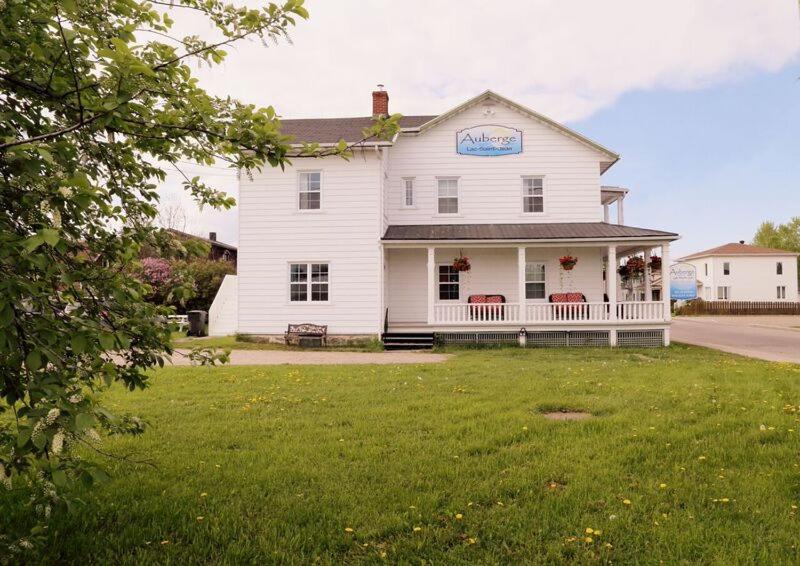 Auberge Lac-Saint-Jean — photo 1