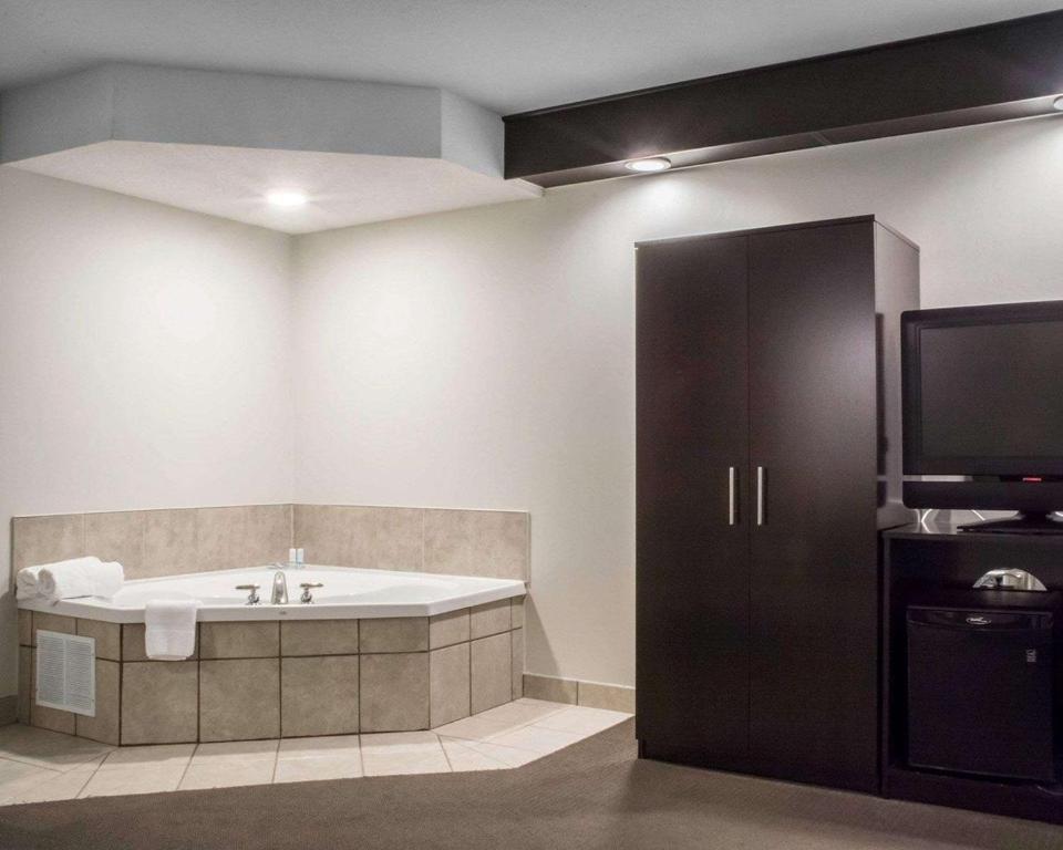 Comfort Inn photo 3