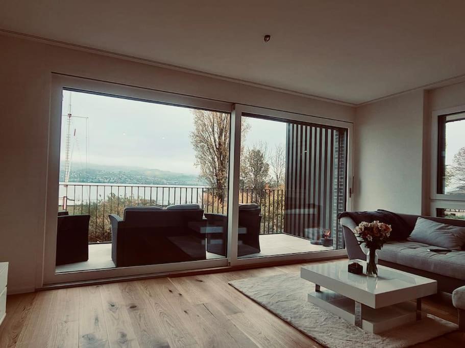 Booking.com: Hotels in Horgen. Book your hotel now! — photo 1