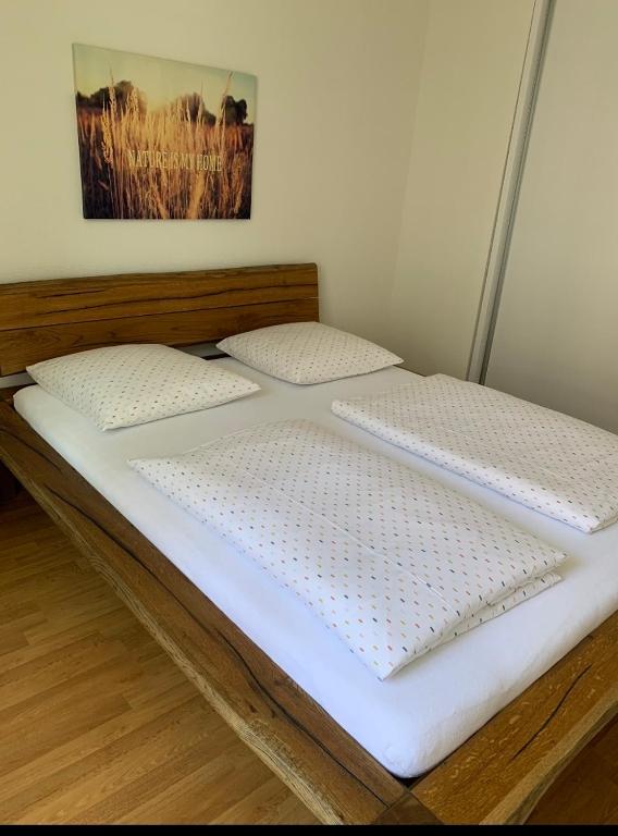 2 Zimmer Appartement mit eigenem Bad und Küche photo 3