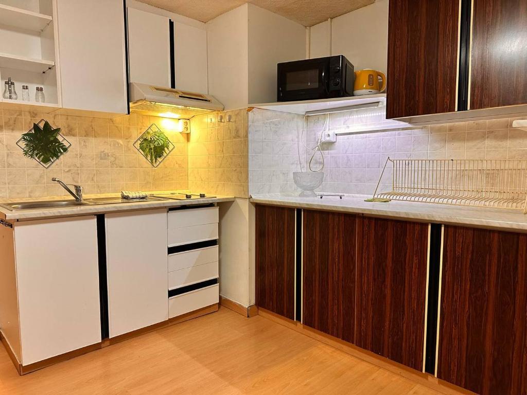 Apartmans and ROOMS with PARKING Turgenevova - Olomoucka photo 3