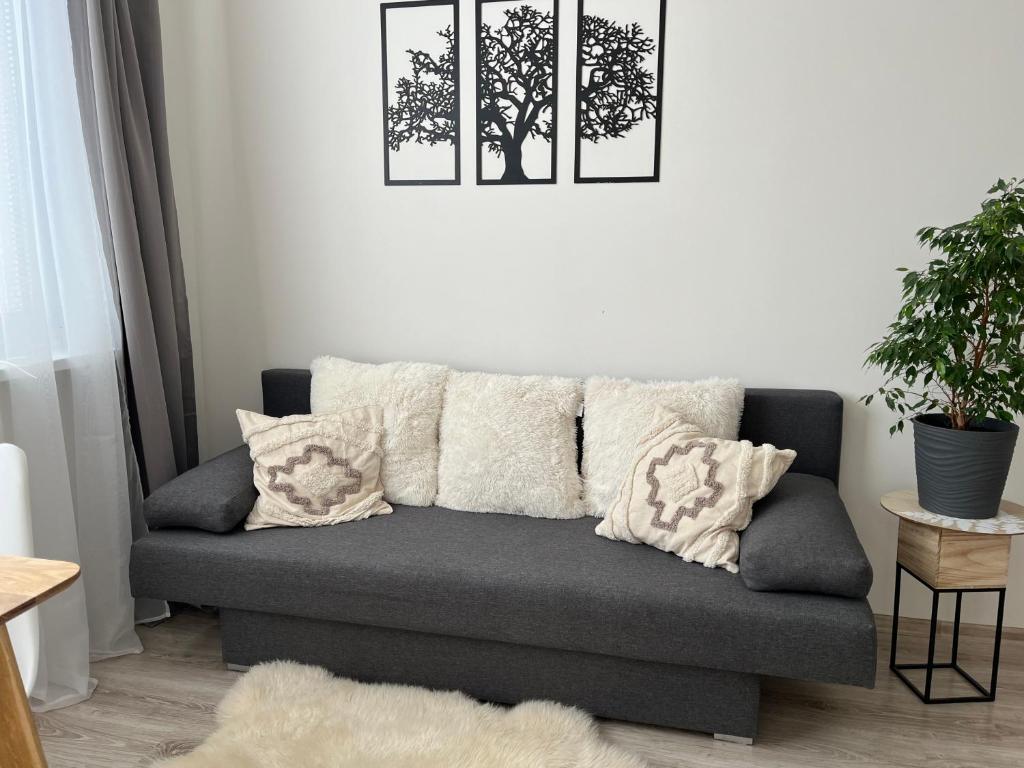 Sunny minimalistic flat near metro Opatov — photo 1