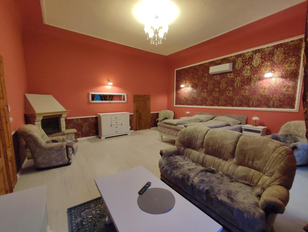 Zámecký apartmán - Castle apartment — photo 1