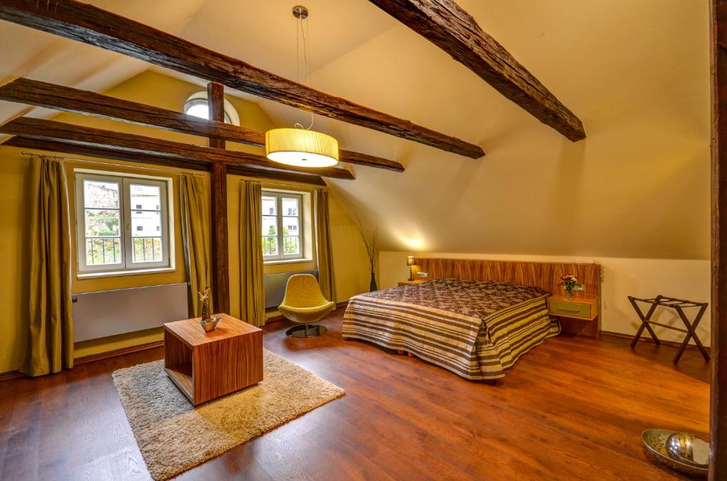 Hotel Edward Kelly photo 2