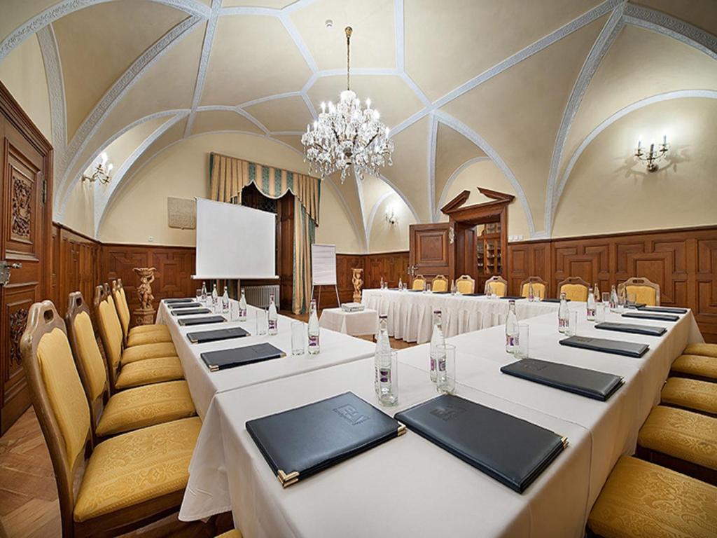 EA Zamecky Hotel Hruba Skala photo 3