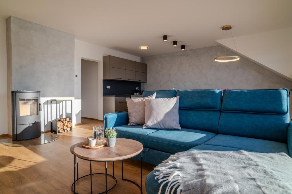 Sunset Apartments photo 2