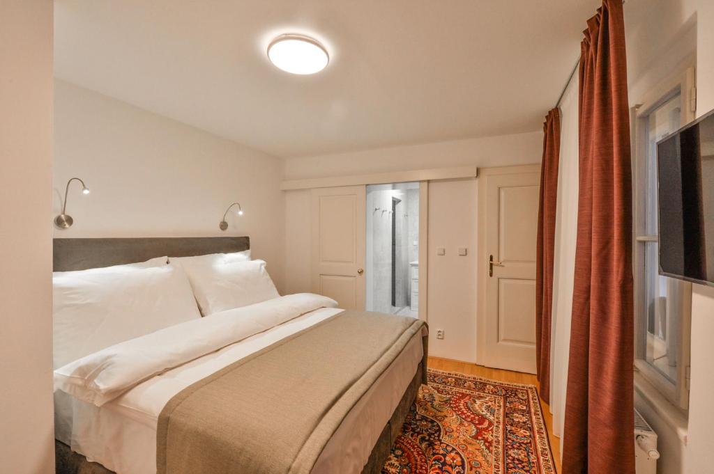 Romantic Apartment Prague near Charles Bridge photo 2