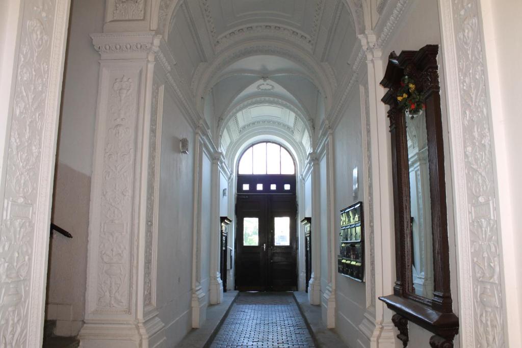 Royal Prague Apartment Celakovskeho Sady photo 2