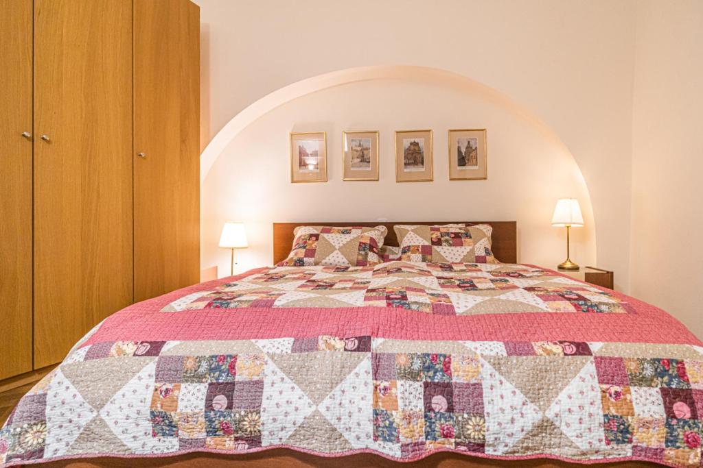 Booking.com: Hotels in Prague. Book your hotel now! photo 2