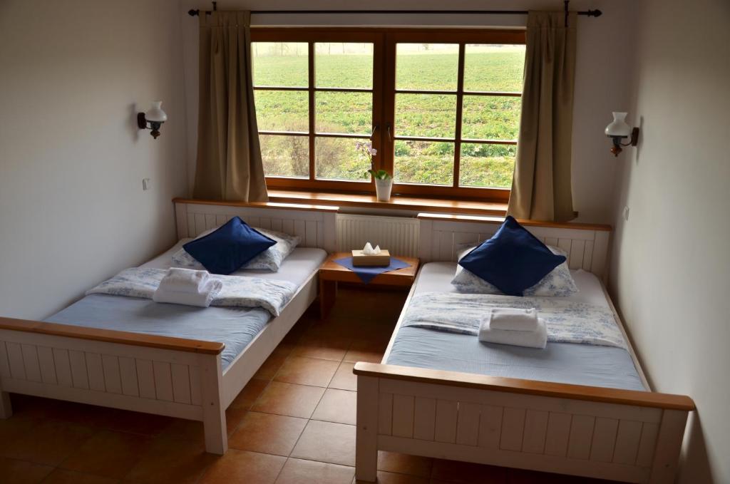 Hotel Na Statku Mirošov photo 2