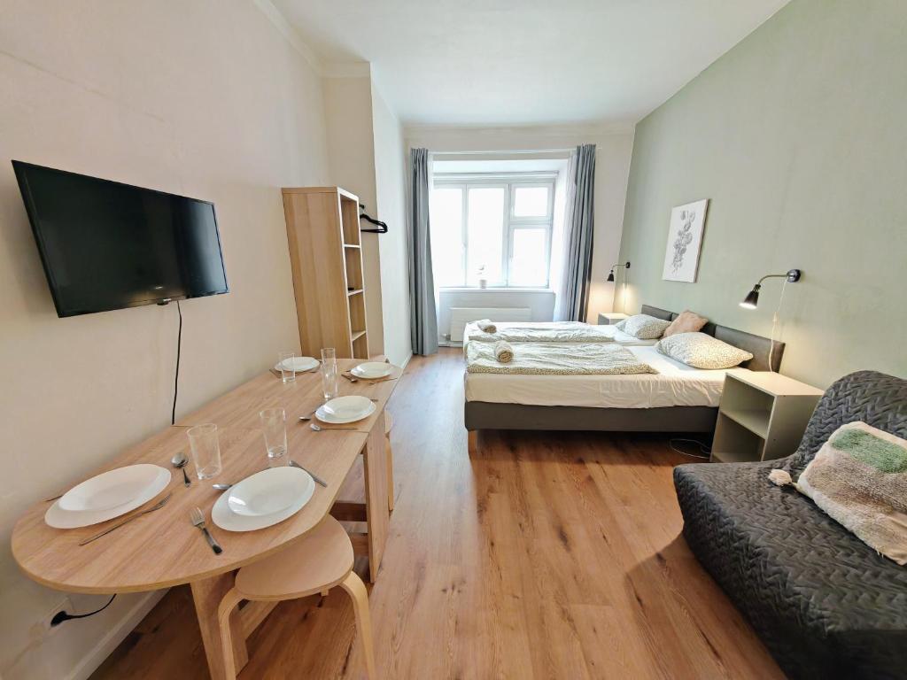 Flat in Zizkov -101- — photo 1