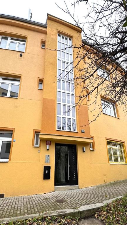 Short Way Apartments photo 3