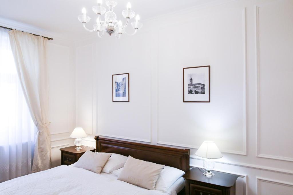 White & Gray Apartments photo 2