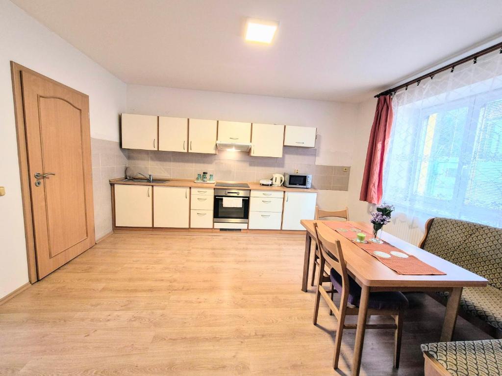 Comfortsuits Praha — photo 1