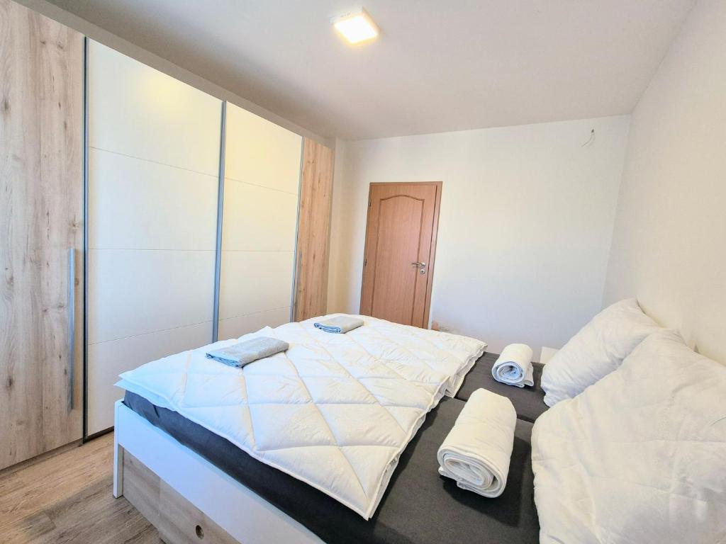 Comfortsuits Praha photo 2