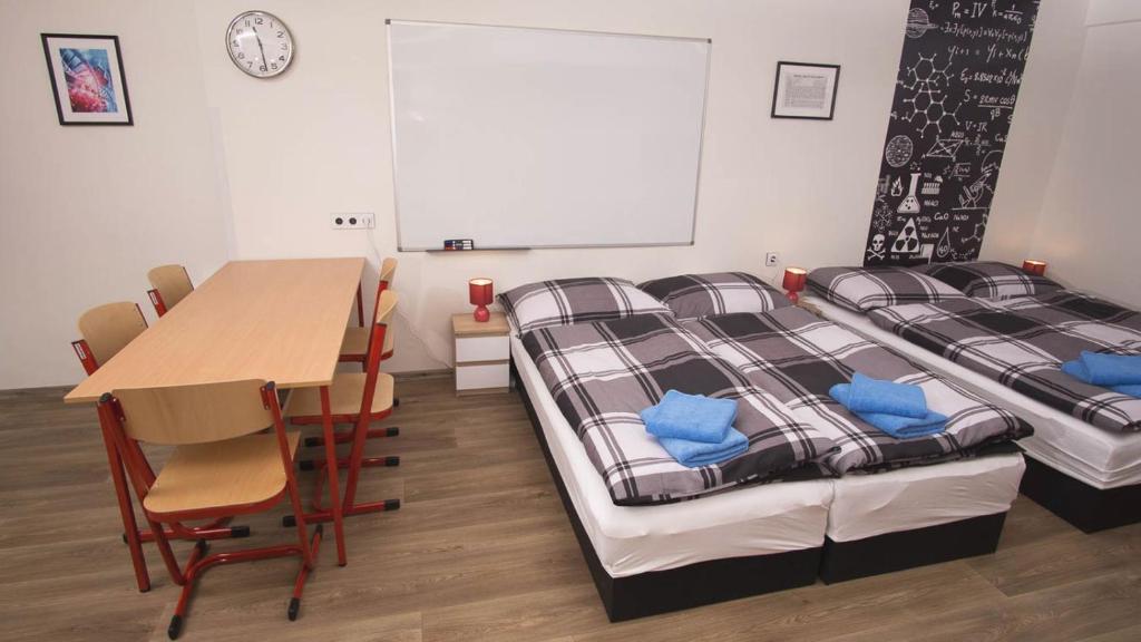 School Apartment - Your Unique Place in Prague by metro Vyšehrad photo 2