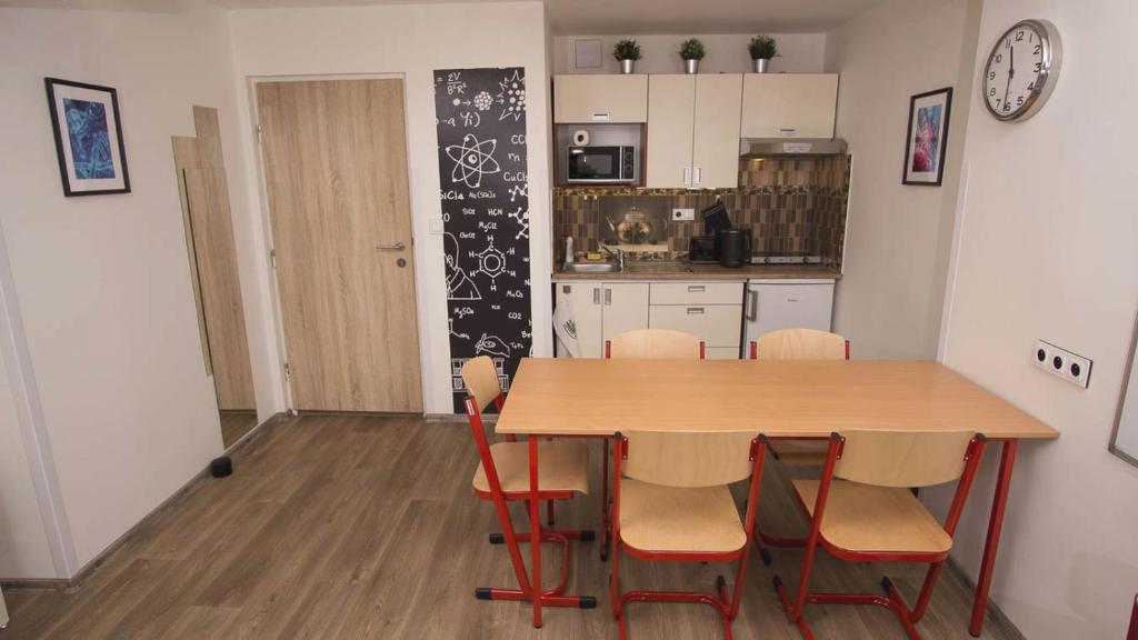 School Apartment - Your Unique Place in Prague by metro Vyšehrad photo 3
