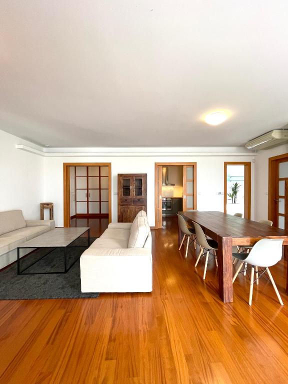 Booking.com: Hotels in Prague. Book your hotel now! photo 2