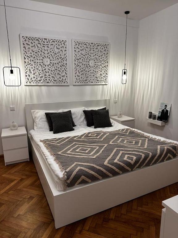 Riverside Apartment photo 2