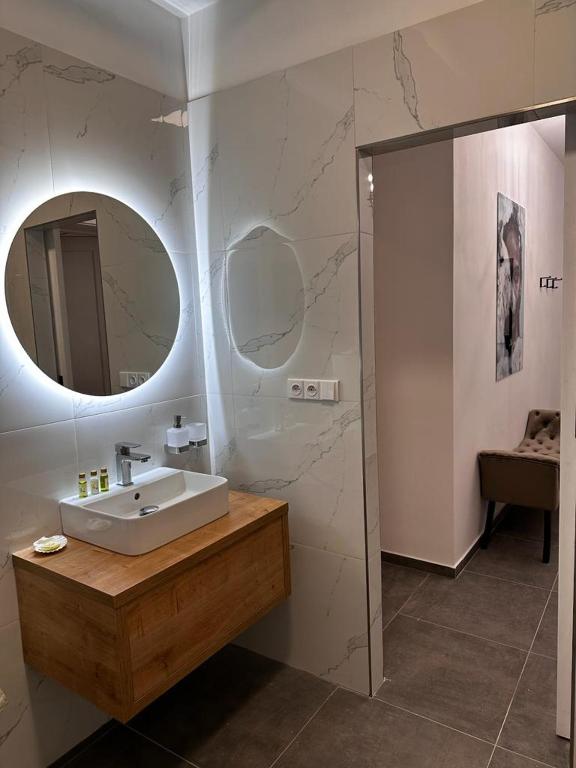 Riverside Apartment photo 3