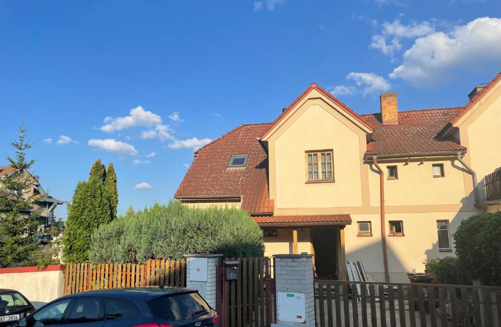 Booking.com: Hotels in Prague. Book your hotel now! — photo 1