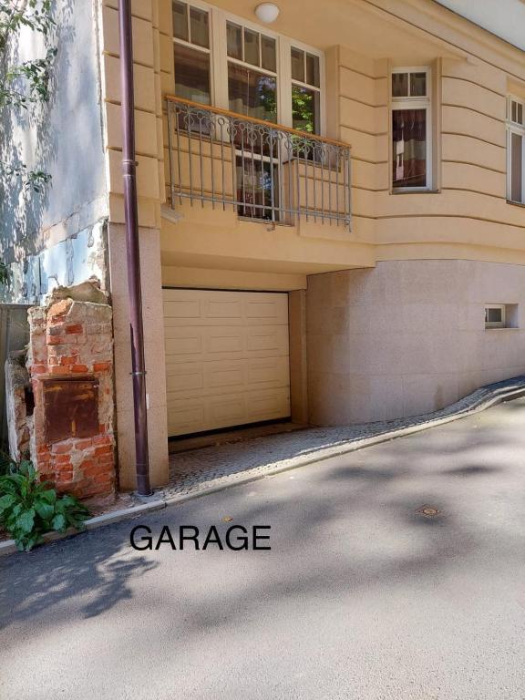 Sunny City - Apartment in SPA Zone with Private Garage photo 3