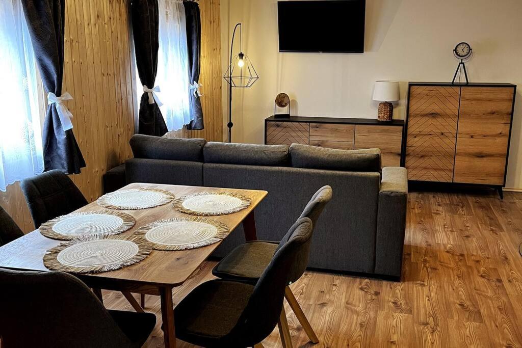Stylish cottage in national park photo 3