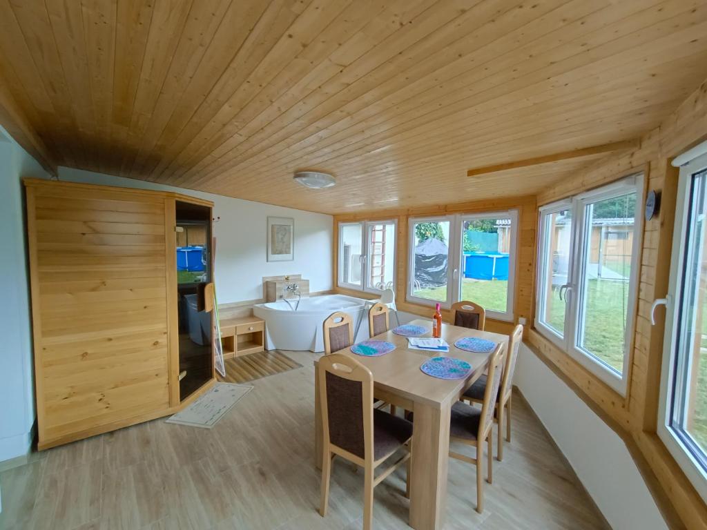 Sunny House — photo 1