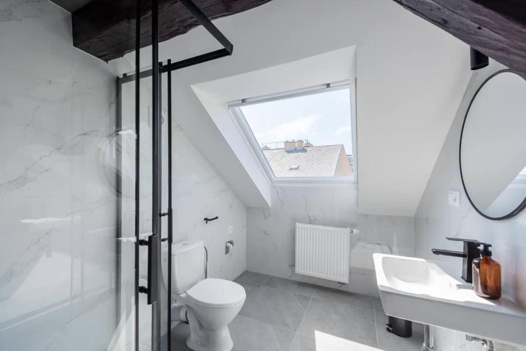 Under the Beams - Designer Prague Old Town Loft photo 3