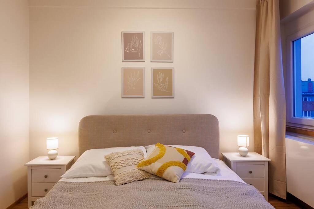 1 bedroom apartment with terrace and FREE parking near metro photo 2