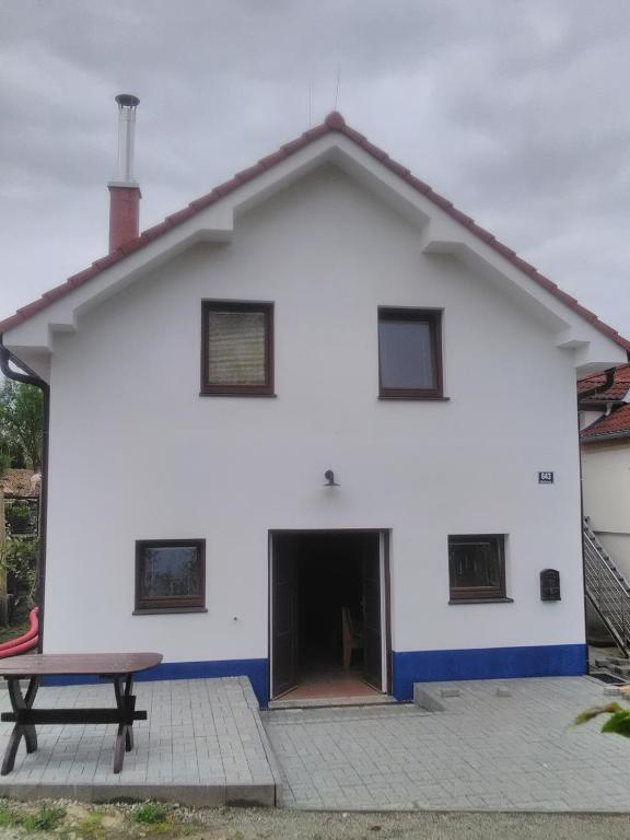 Sklípek u cyklostezky — photo 1