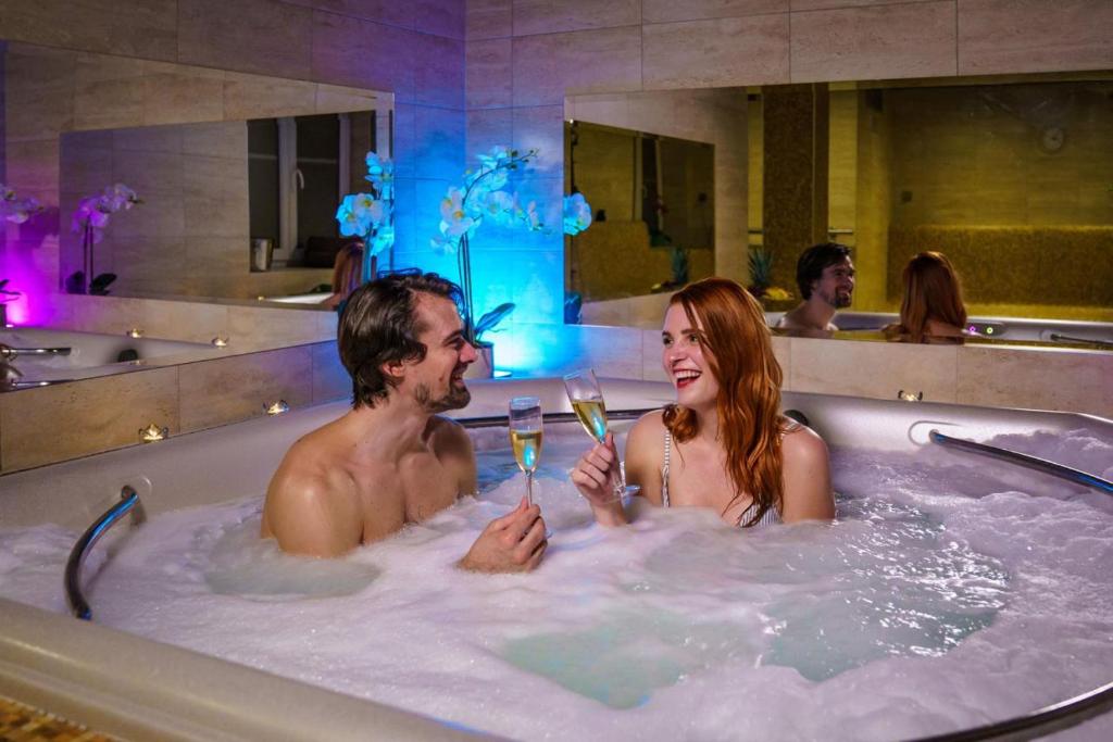 Spa Hotel MILLENIUM Karlovy Vary photo 3