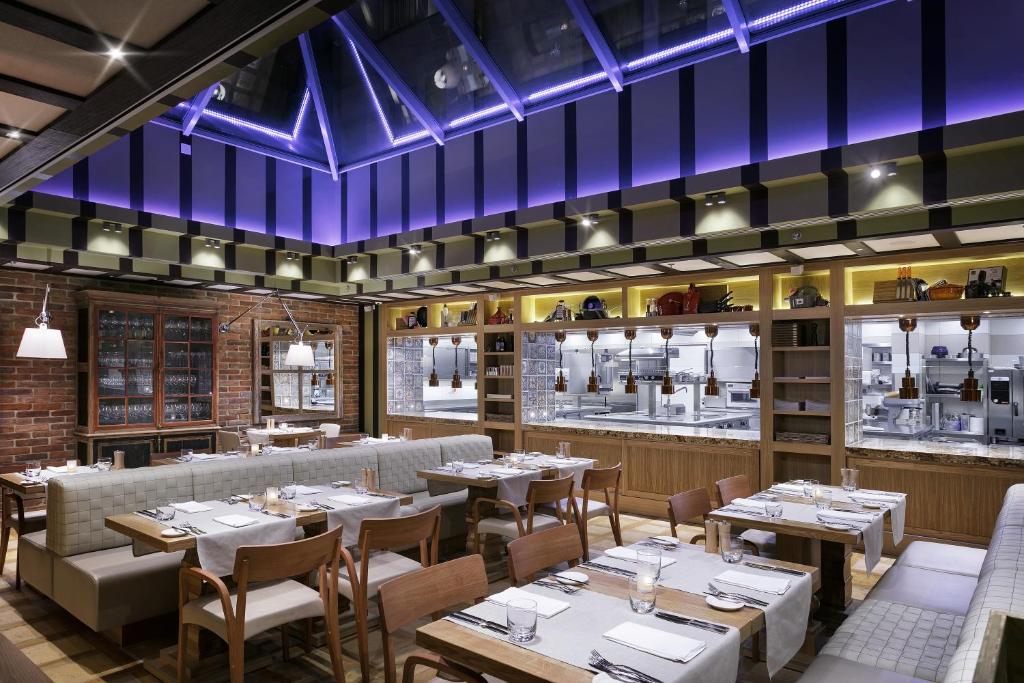 COSMOPOLITAN Hotel Prague photo 2