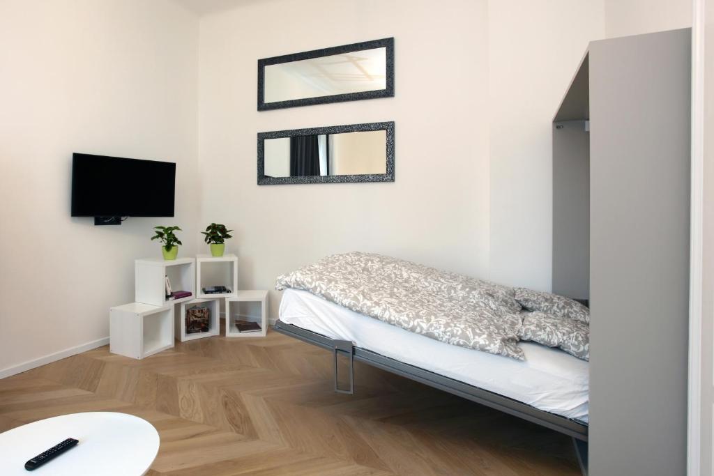 The Apartment House - Mezibranska photo 2
