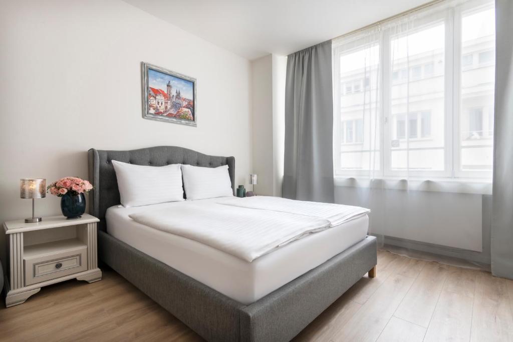Prague Serenity Suites and Apartments — photo 1